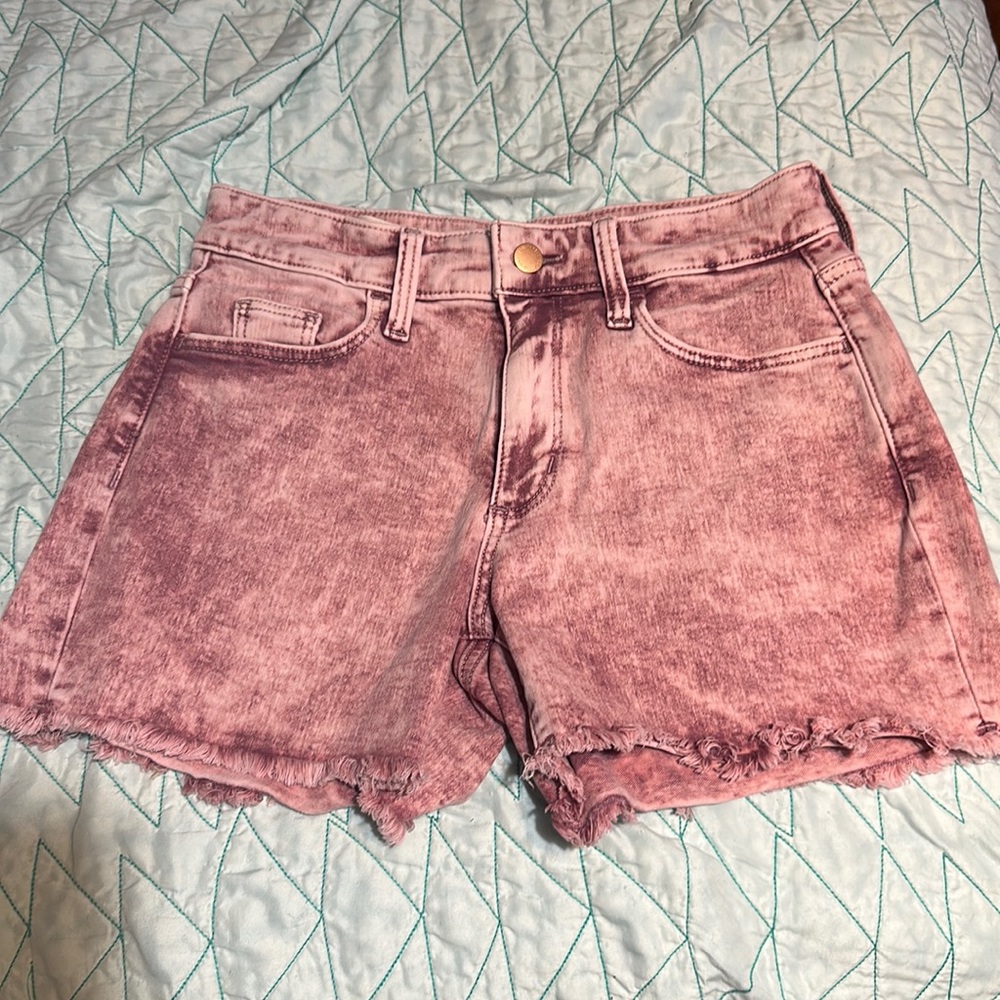 Pink distressed denim shorts!